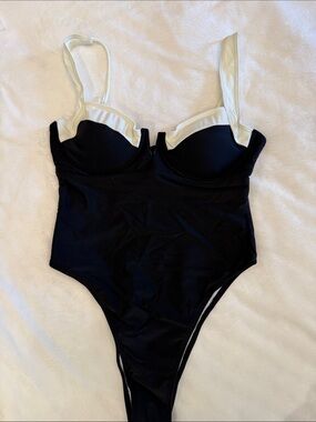 Classic Black & White One-Piece Swimsuit high cut